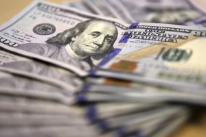 dolar-kuru-geriledi