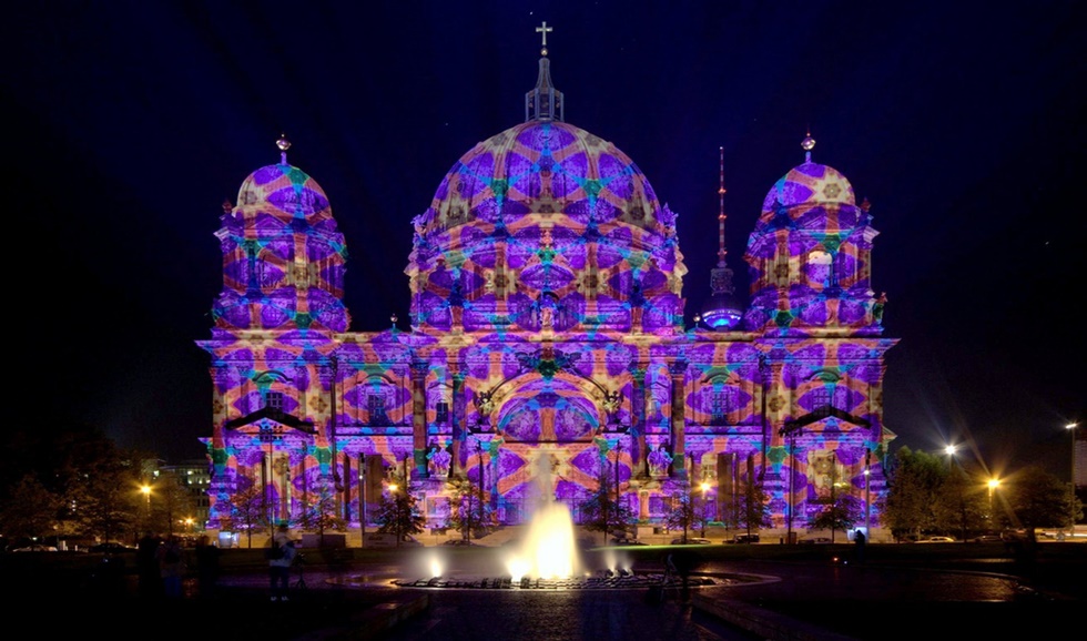 berlin-isik-festivali-basladi