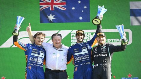 formula-1-italian-gp-mclarenpilotu-ricciardo-kazandi