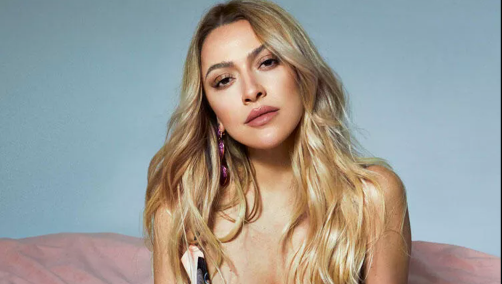 hadise-o-ses-turkiyeden-neden-ayrıldı