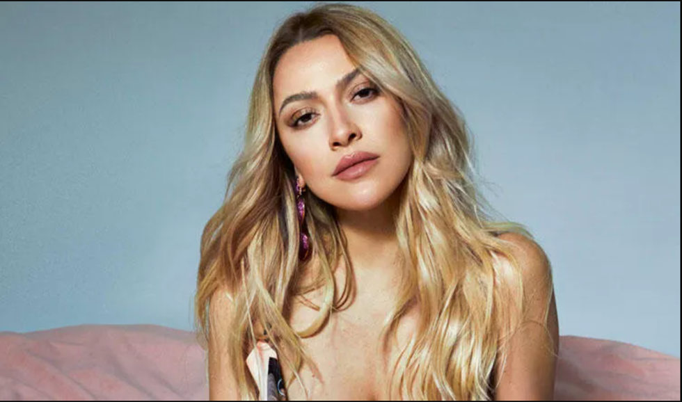 hadise-o-ses-turkiyeden-neden-ayrıldı
